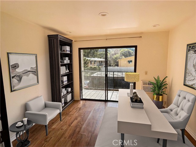 Detail Gallery Image 3 of 13 For 5036 Echo St #201,  Los Angeles,  CA 90042 - 2 Beds | 1 Baths