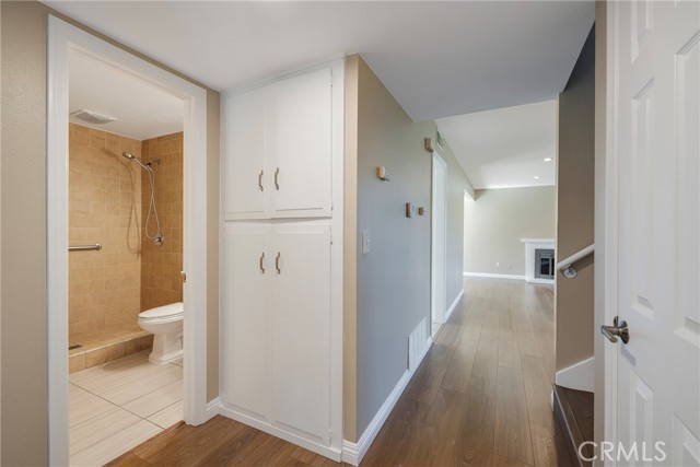 Image 20 of 27 For 6485 Clovis  