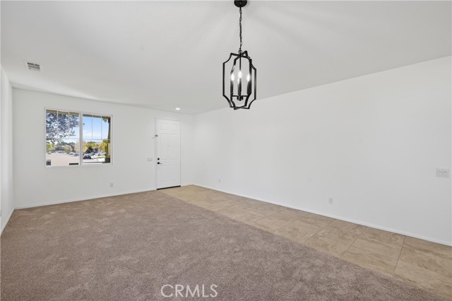 Detail Gallery Image 13 of 39 For 205 Logan, Beaumont,  CA 92223 - 5 Beds | 3 Baths