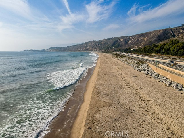 Detail Gallery Image 34 of 38 For 6983 Vista Del Rincon Dr, Ventura,  CA 93001 - 2 Beds | 2 Baths