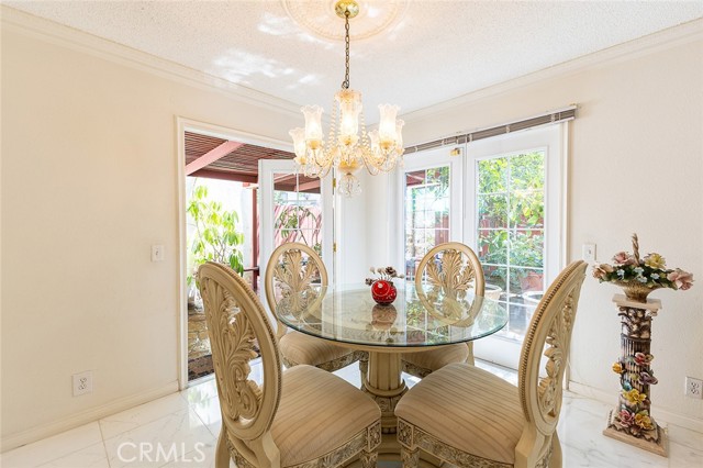 11465 Fox Hollow Lane, Pacoima CA: https://media.crmls.org/medias/432c5f01-962e-4633-95c2-f3c7e4fe7bb1.jpg