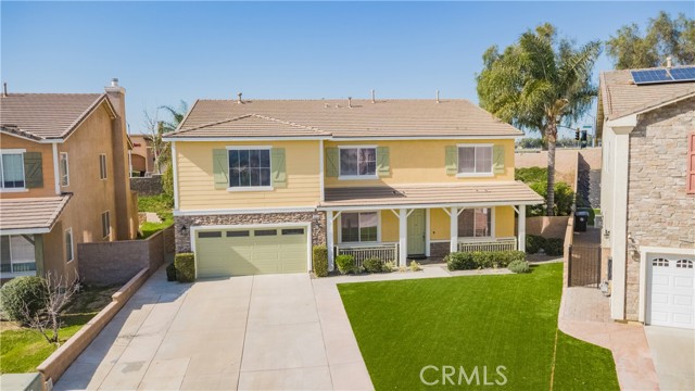 Detail Gallery Image 2 of 38 For 6221 Ruby Crest Way, Jurupa Valley,  CA 91752 - 4 Beds | 3 Baths