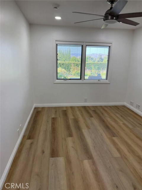 1461 Flinton Court, Westlake Village CA: https://media.crmls.org/medias/432c9a7e-4cec-47aa-b9d1-7958056675c7.jpg