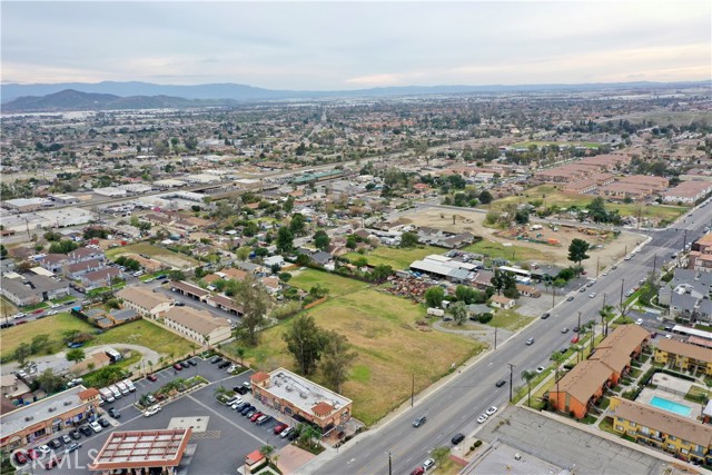 Detail Gallery Image 3 of 19 For 16635 Arrow Bld, Fontana,  CA 92335 - – Beds | – Baths