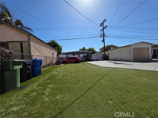 Detail Gallery Image 12 of 13 For 142 E 65th St, Los Angeles,  CA 90003 - 2 Beds | 1 Baths