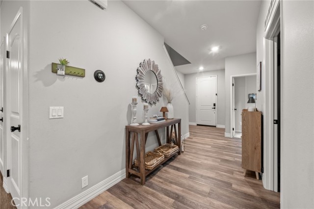 Detail Gallery Image 5 of 58 For 4975 Oak Moss, Fontana,  CA 92336 - 4 Beds | 3 Baths