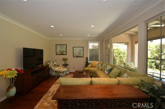 51 Lupari, Irvine CA: https://media.crmls.org/medias/433213ca-4780-4df1-8a29-c723a1e74ecf.jpg