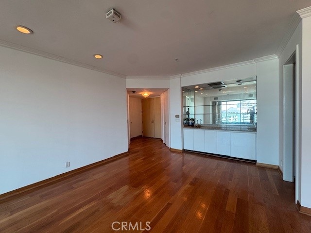 10490 Wilshire Boulevard, Los Angeles CA: https://media.crmls.org/medias/43324abc-f48f-43c5-96b8-f681e507e317.jpg