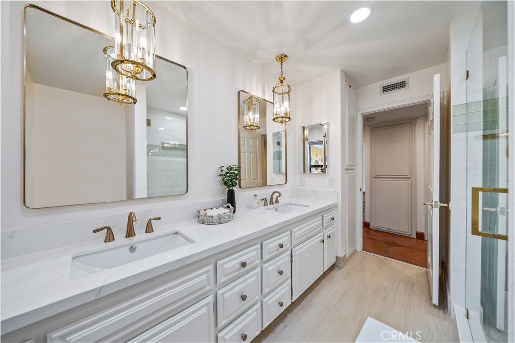 MLS #OC25176805 img 34