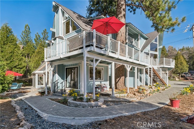Detail Gallery Image 6 of 57 For 113 Brentwood, Lake Arrowhead,  CA 92352 - 6 Beds | 5/1 Baths