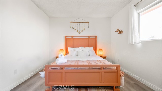 57966 El Dorado Drive, Yucca Valley CA: https://media.crmls.org/medias/4332e380-fc92-40c5-939c-751f296a3a10.jpg
