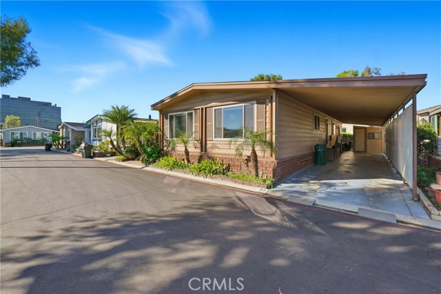 Detail Gallery Image 2 of 22 For 1919 W Coronet Ave #193, Anaheim,  CA 92801 - 3 Beds | 2 Baths