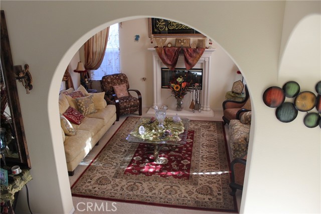 14243 Maya Circle, Moorpark CA: https://media.crmls.org/medias/4333b627-0304-4ae6-ac4b-79f80e600c42.jpg