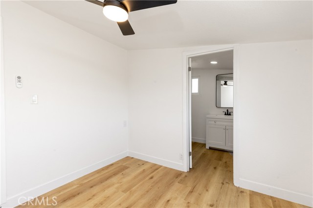 30985 Reservoir Avenue, Nuevo CA: https://media.crmls.org/medias/4333c9c6-f605-4aac-8e0a-dfaabbf21e6b.jpg
