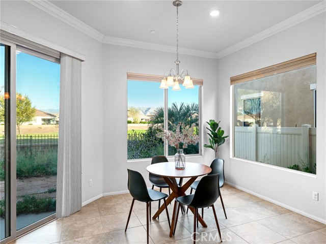 Detail Gallery Image 19 of 42 For 19255 Castana St, Apple Valley,  CA 92308 - 3 Beds | 3 Baths