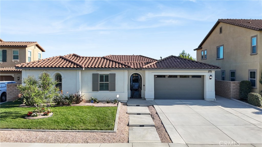 32743 Cherokee Rose