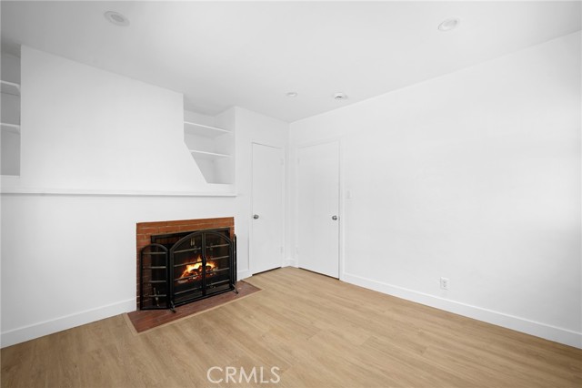 2930 Mayfrield Avenue, La Crescenta CA: https://media.crmls.org/medias/433599fb-1376-4554-b2a6-e2cdc4ed8630.jpg