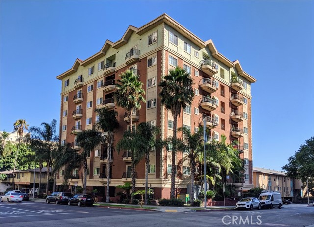 700 S Ardmore Ave #404, Los Angeles, CA 90005