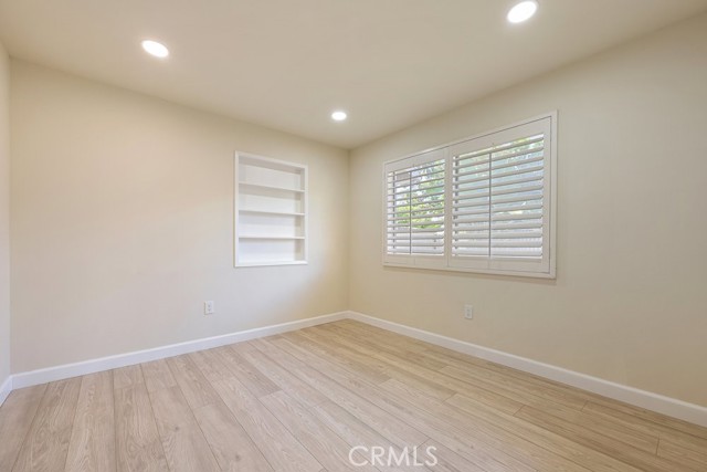 Detail Gallery Image 8 of 24 For 4749 Westridge Dr, Oceanside,  CA 92056 - 2 Beds | 1/1 Baths