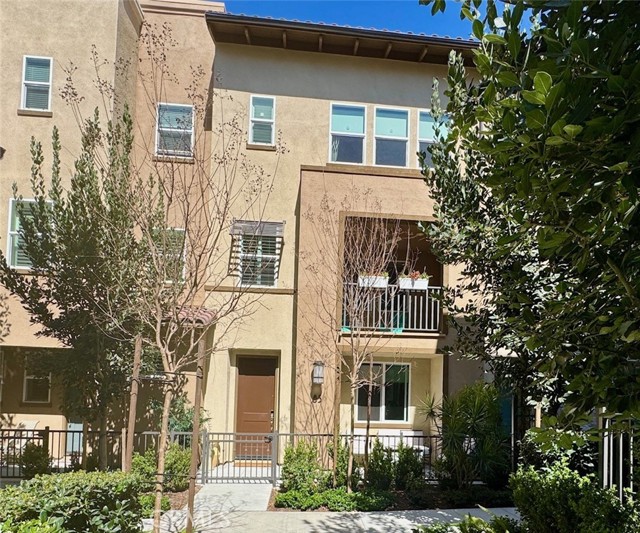 Detail Gallery Image 6 of 6 For 85 Hideaway Loop, Mission Viejo,  CA 92691 - 4 Beds | 2/1 Baths