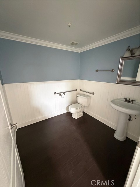  Commercial for Sale in Victorville, California