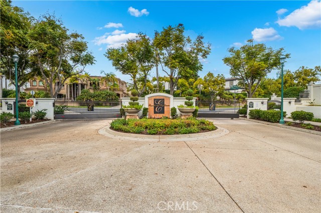 Detail Gallery Image 2 of 20 For 408 Milagrosa, Chula Vista,  CA 91910 - – Beds | – Baths