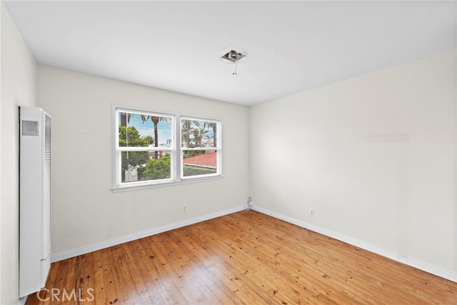 610 Marguerite Avenue, Corona del Mar CA: https://media.crmls.org/medias/433905e8-5fee-4641-b825-64bf0bc67a18.jpg