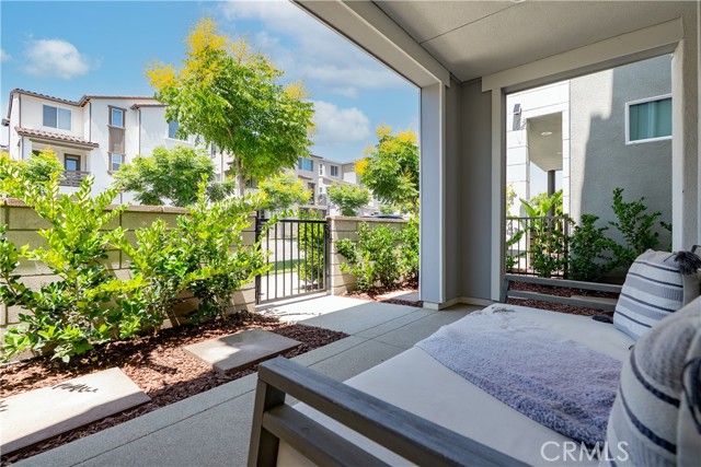 241 Goldfinch, Rancho Mission Viejo CA: https://media.crmls.org/medias/43397e9e-1ac7-42a1-b570-19a44f24a43a.jpg