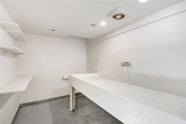 863 W 34th Street, Long Beach CA: https://media.crmls.org/medias/43399e66-3441-4663-986f-aefe93c413ba.jpg
