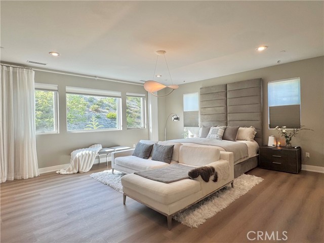 20401 W Aberdeen Lane, Porter Ranch CA: https://media.crmls.org/medias/433a7b6d-7a35-4e46-ba49-957a94a7e4d6.jpg