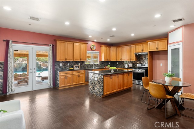 4 Bed Home for Sale in Bloomington, California