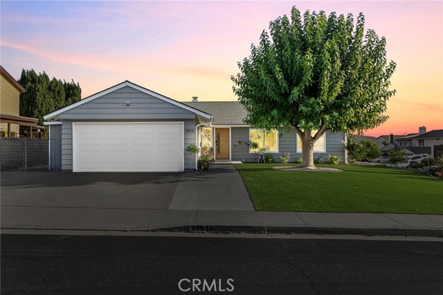 Detail Gallery Image 1 of 1 For 15518 Nasturtium Dr, Canyon Country,  CA 91387 - 3 Beds | 2 Baths