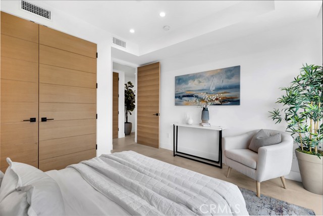 14899 Round Valley, Sherman Oaks CA: https://media.crmls.org/medias/433bab0d-95ec-45dc-a7e4-d3d6ac759a91.jpg
