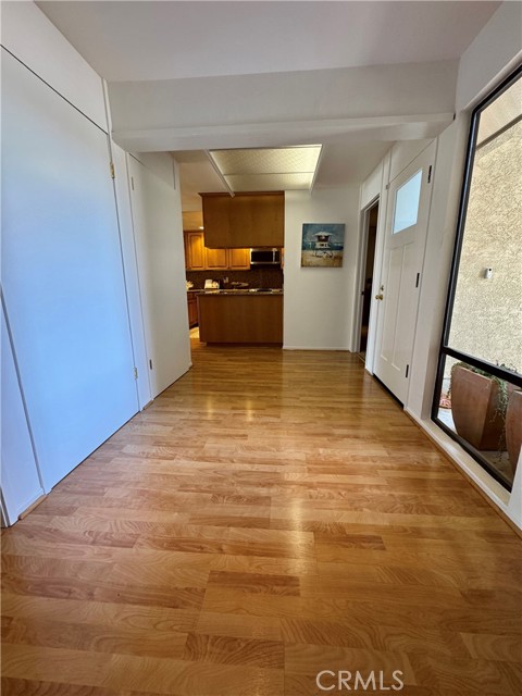 9103 Marina Pacifica N Drive, Long Beach CA: https://media.crmls.org/medias/433c1709-e162-4c9a-b998-6e8365c36dc3.jpg