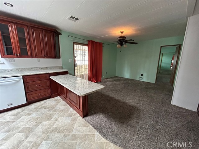 Detail Gallery Image 7 of 61 For 1525 W Oakland Ave #98,  Hemet,  CA 92543 - 2 Beds | 2 Baths