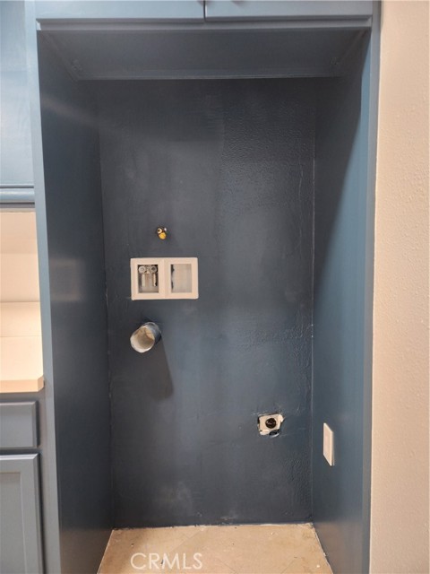 Detail Gallery Image 7 of 15 For 13402 S Willowbrook, Compton,  CA 90222 - 3 Beds | 2 Baths