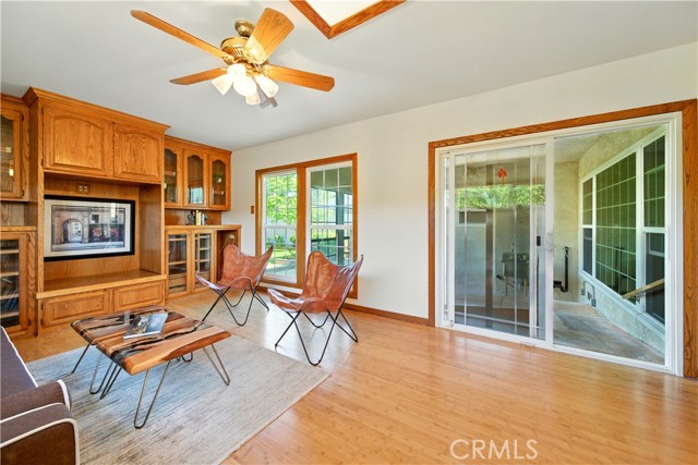 Image 13 of 38 For 3228 Marber Avenue