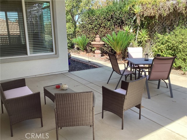 Detail Gallery Image 13 of 18 For 24306 Whitetail Dr, Corona,  CA 92883 - 2 Beds | 2 Baths