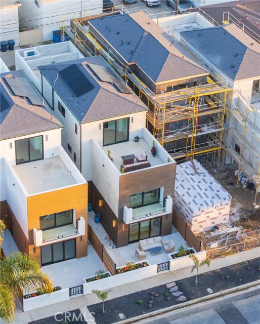 Detail Gallery Image 44 of 49 For 422 20th St, Huntington Beach,  CA 92648 - 3 Beds | 4/1 Baths