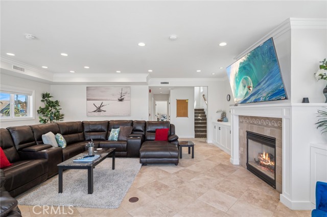 6111 Seashore Drive, Newport Beach CA: https://media.crmls.org/medias/433edacd-48ed-4ab3-a66b-c4805ad0b956.jpg