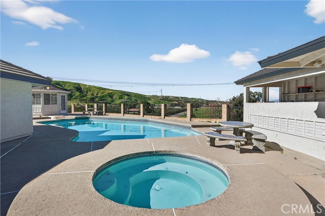 Detail Gallery Image 60 of 68 For 11891 San Timoteo Canyon Rd, Redlands,  CA 92373 - 4 Beds | 4 Baths