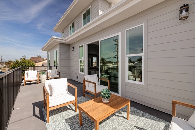 Spacious Balcony Extends the Interior Living Space