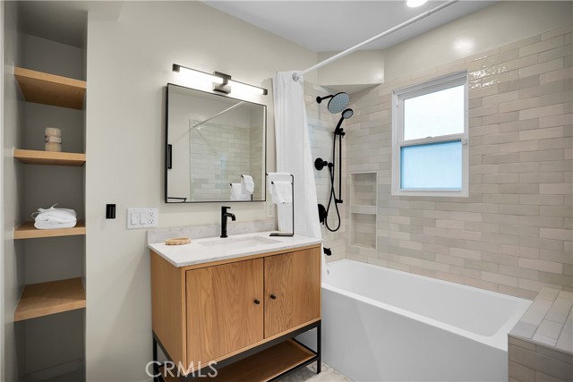 Detail Gallery Image 16 of 40 For 6600 Haywood, Tujunga,  CA 91042 - 3 Beds | 2 Baths