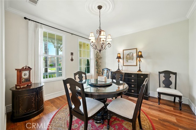 13742 Woodcrest Court, Eastvale CA: https://media.crmls.org/medias/43409af7-3834-45ae-a2ba-0a0dbd4d3b5b.jpg