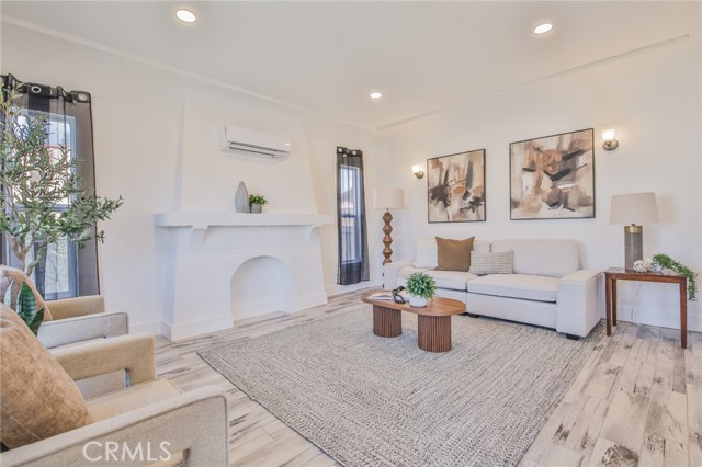 Detail Gallery Image 8 of 39 For 8110 S Denker, Los Angeles,  CA 90047 - 2 Beds | 2 Baths