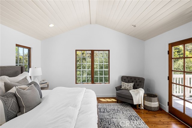 Detail Gallery Image 31 of 50 For 1212 2nd St, Manhattan Beach,  CA 90266 - 4 Beds | 3/1 Baths