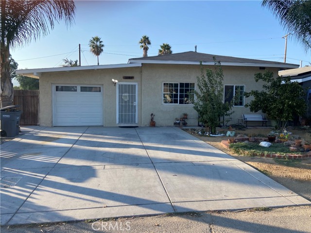 Detail Gallery Image 3 of 27 For 31183 Illinois St, Lake Elsinore,  CA 92530 - 3 Beds | 2 Baths