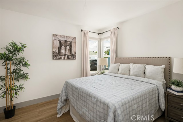 2510 Termino Avenue, Long Beach CA: https://media.crmls.org/medias/43425ad5-93ce-48b0-8b7f-e48c125f0360.jpg