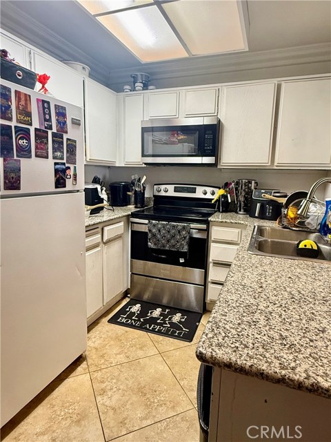 Detail Gallery Image 13 of 15 For 1440 W Edgehill #8,  San Bernardino,  CA 92405 - 2 Beds | 1 Baths