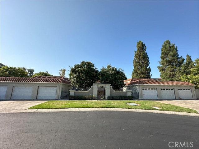 5498 Paseo Del Lago #P, Laguna Woods, CA 92637